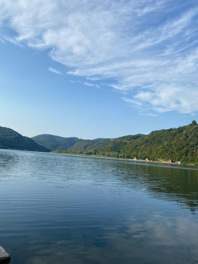 Dijanin Konak Zvornik Buitenkant foto